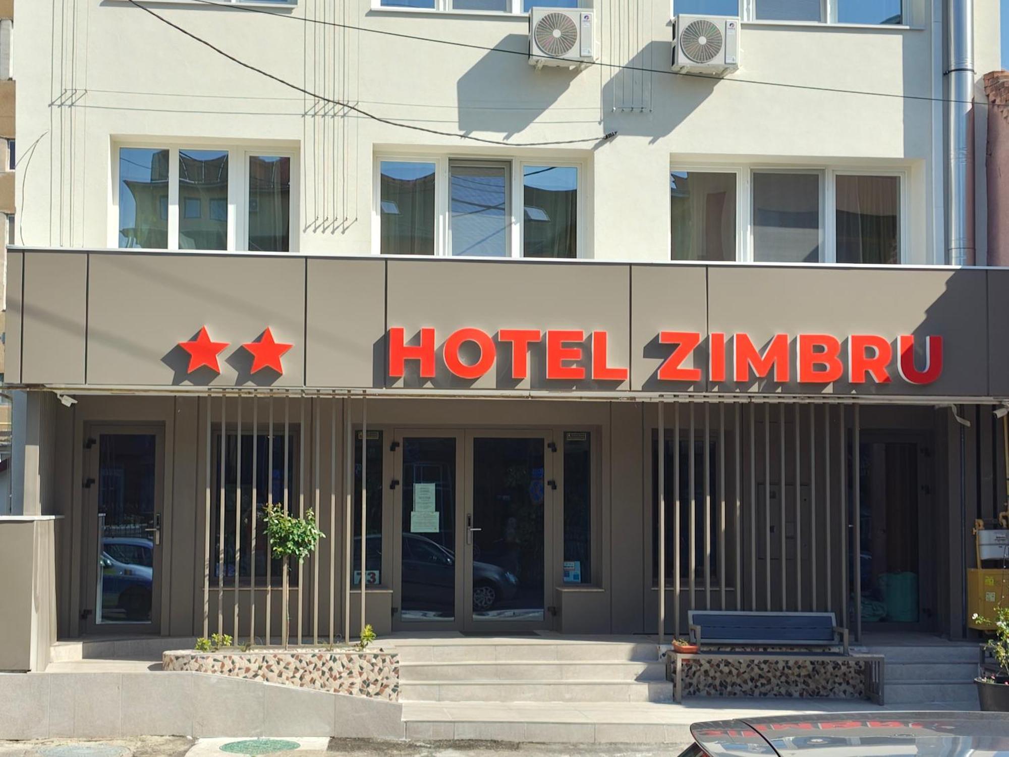 Hotel Zimbru Cluj-Napoca Ngoại thất bức ảnh