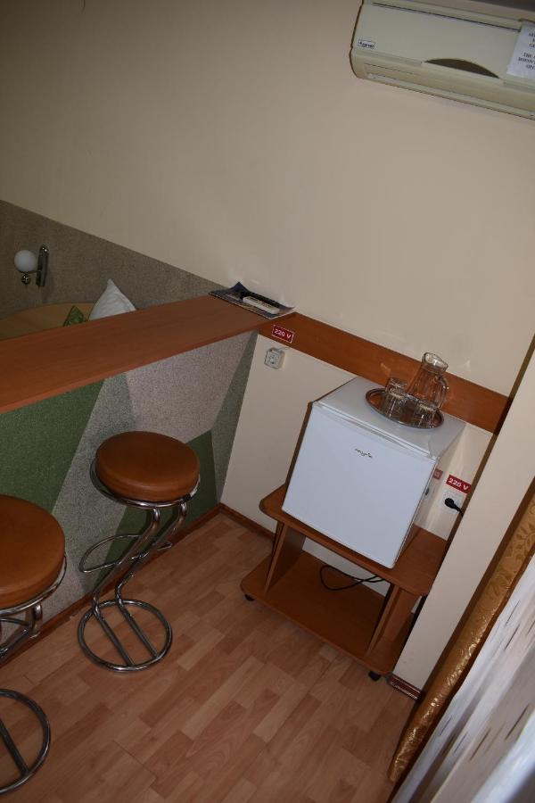 Hotel Zimbru Cluj-Napoca Ngoại thất bức ảnh