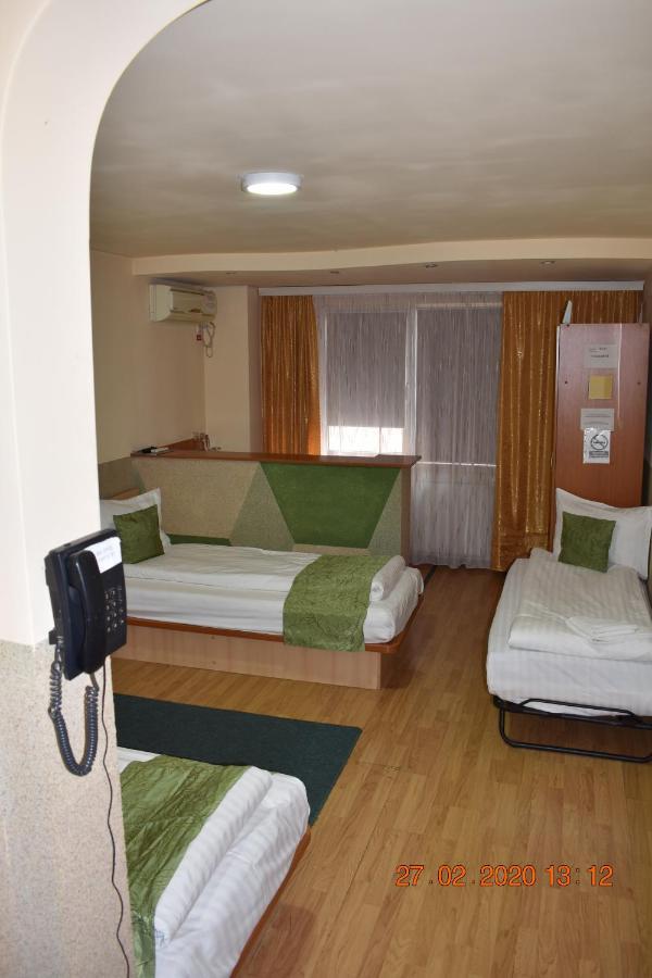 Hotel Zimbru Cluj-Napoca Ngoại thất bức ảnh